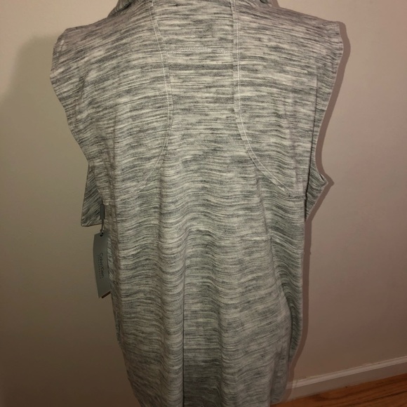 Calvin Klein sweater vest - Picture 3 of 5